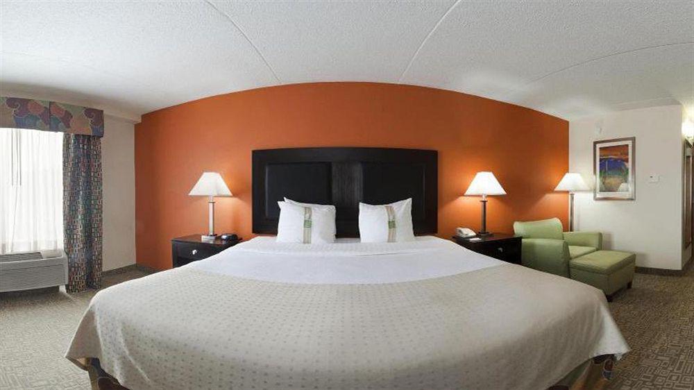 Holiday Inn Express Dumfries-Quantico By Ihg Екстериор снимка