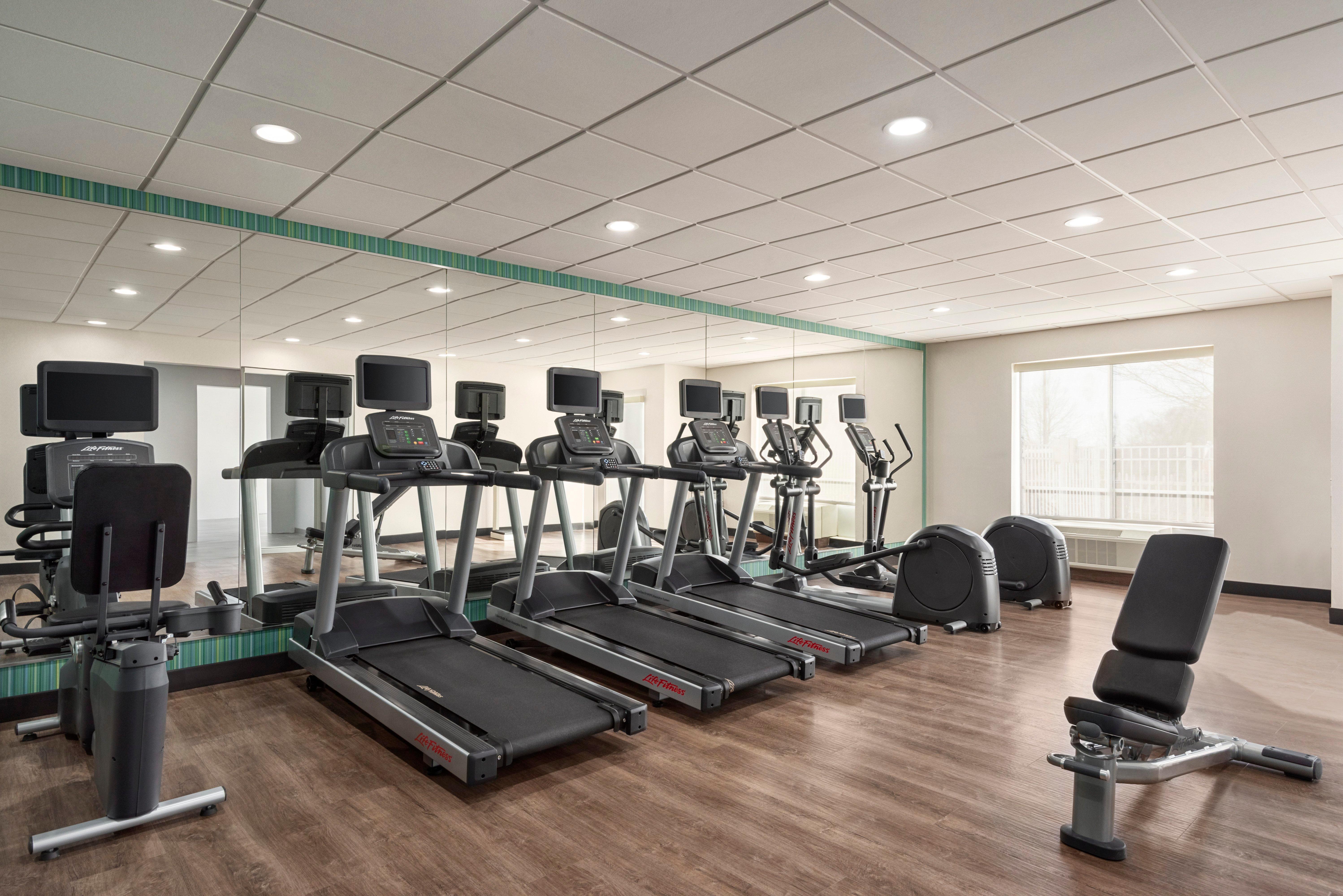 Holiday Inn Express Dumfries-Quantico By Ihg Екстериор снимка