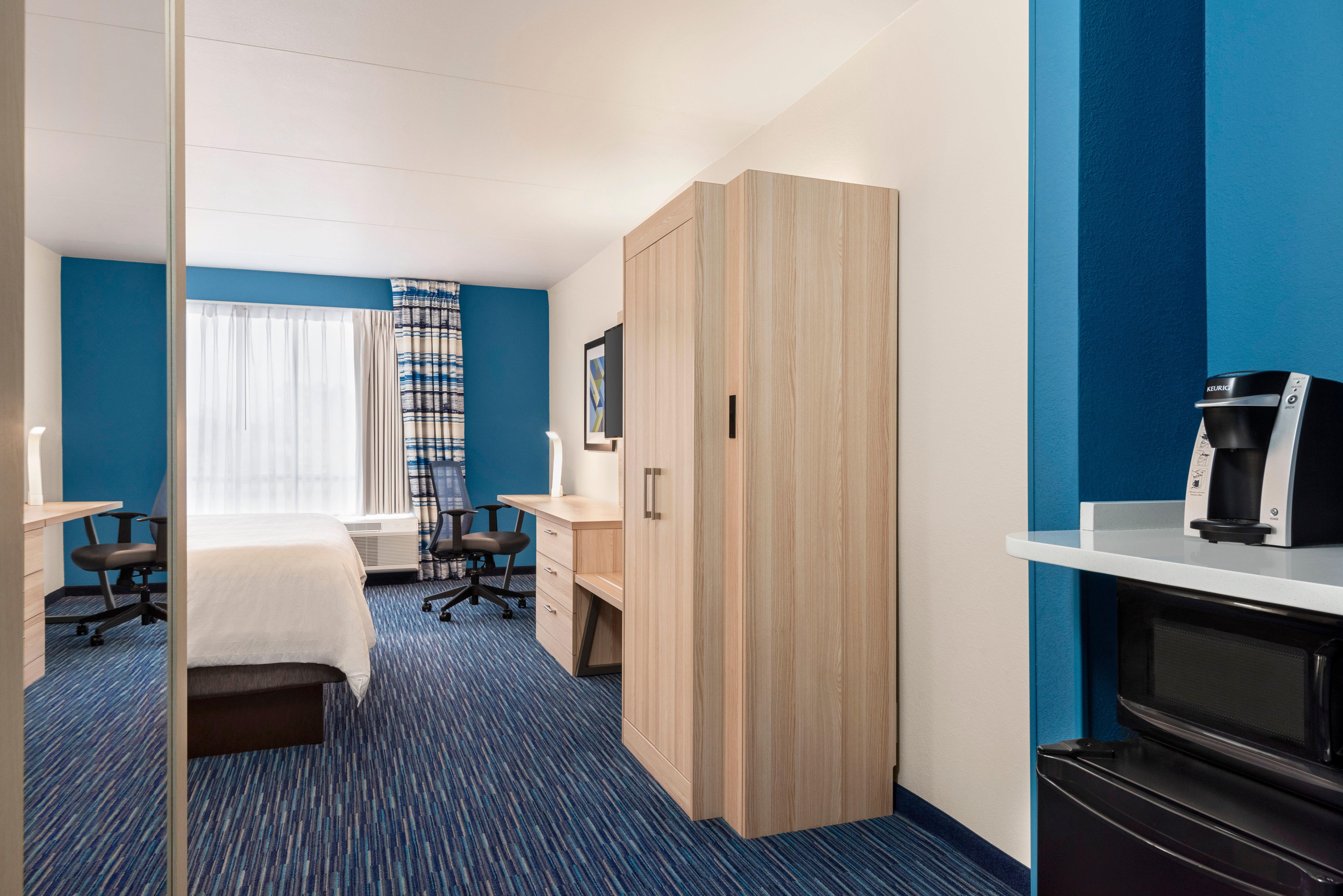 Holiday Inn Express Dumfries-Quantico By Ihg Екстериор снимка