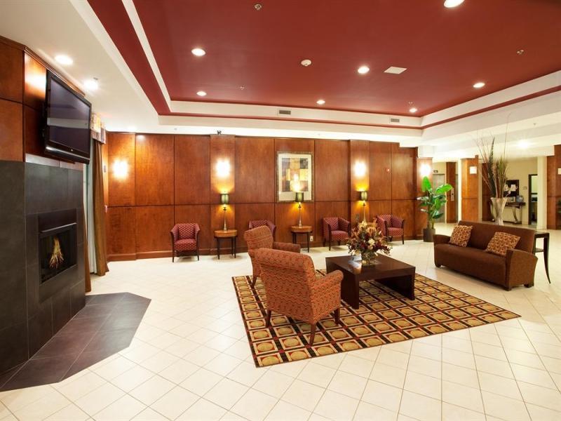 Holiday Inn Express Dumfries-Quantico By Ihg Екстериор снимка